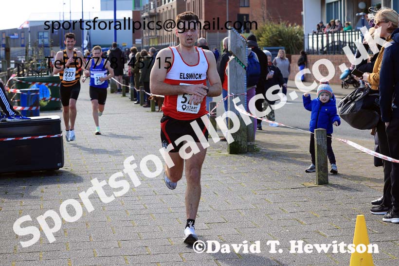 The 2024 Blyth 10k Road Race.  Photo: David T. Hewitson/Sports for All Pics